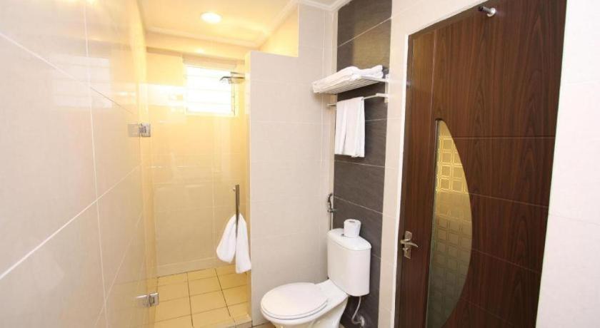 1 City Hotel Kota Kinabalu Exterior foto